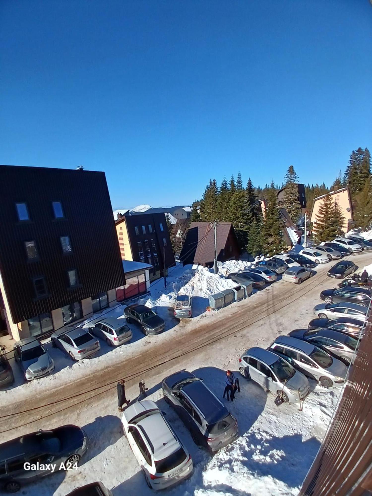 Mraz Apartment Jahorina Luaran gambar